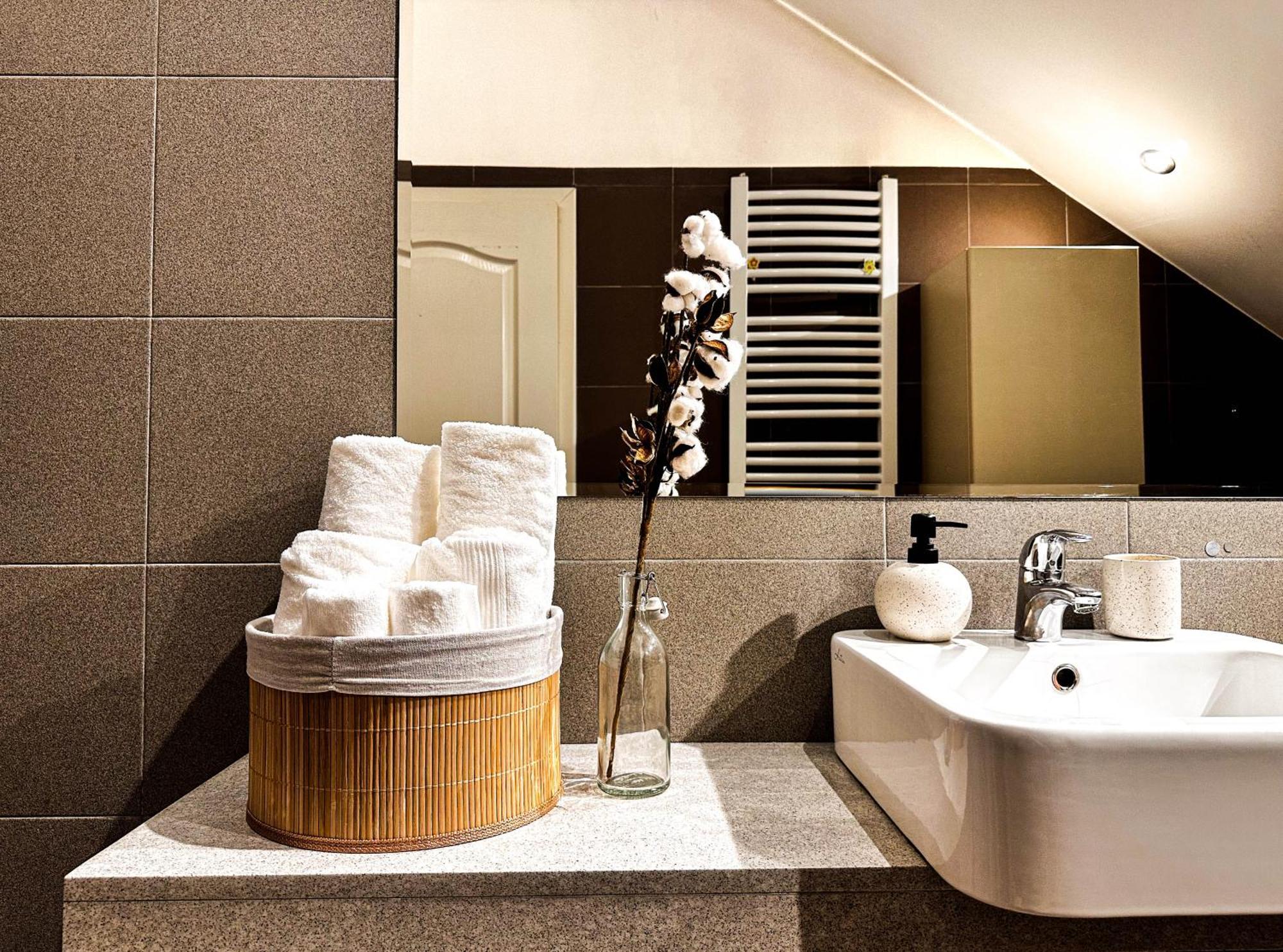 Family Penthouse Old Town Heart Renovated Apartment เบลเกรด ภายนอก รูปภาพ