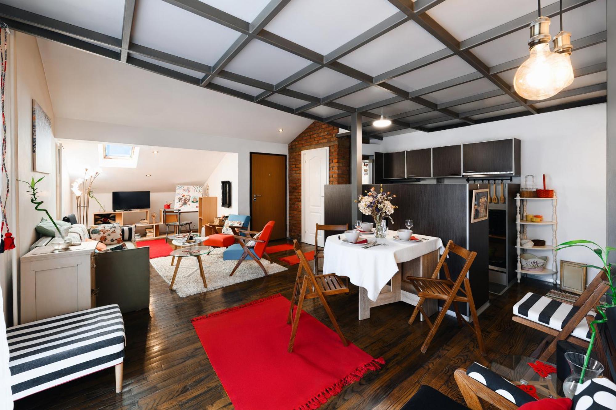 Family Penthouse Old Town Heart Renovated Apartment เบลเกรด ภายนอก รูปภาพ