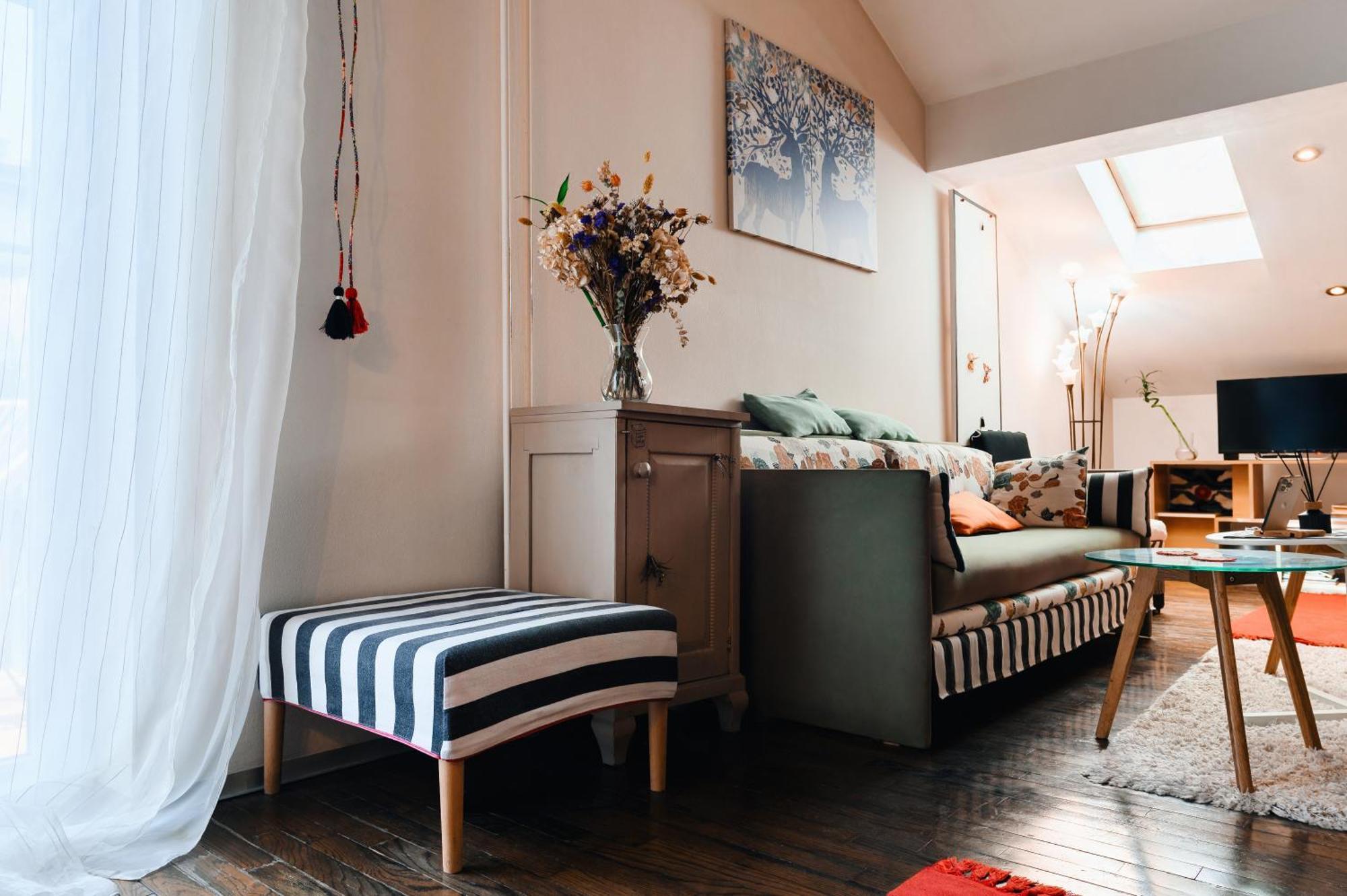 Family Penthouse Old Town Heart Renovated Apartment เบลเกรด ภายนอก รูปภาพ